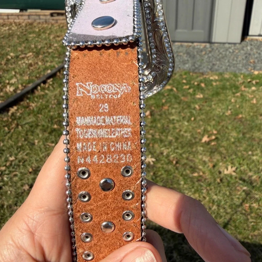 Nocona Y2K Pink Mossy Oak Camo Belt Size 28 Rhinestone Studded Western